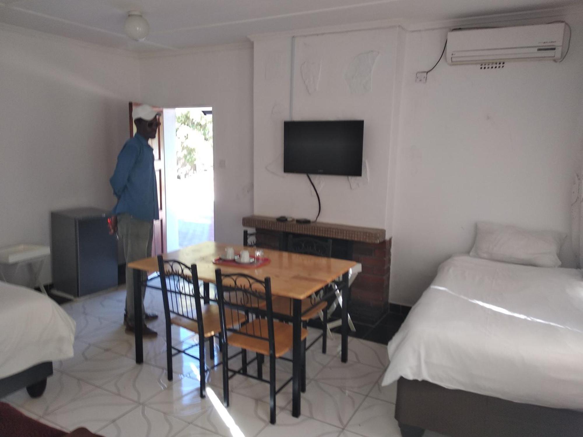 Brackendene Lodge Gaborone Eksteriør billede