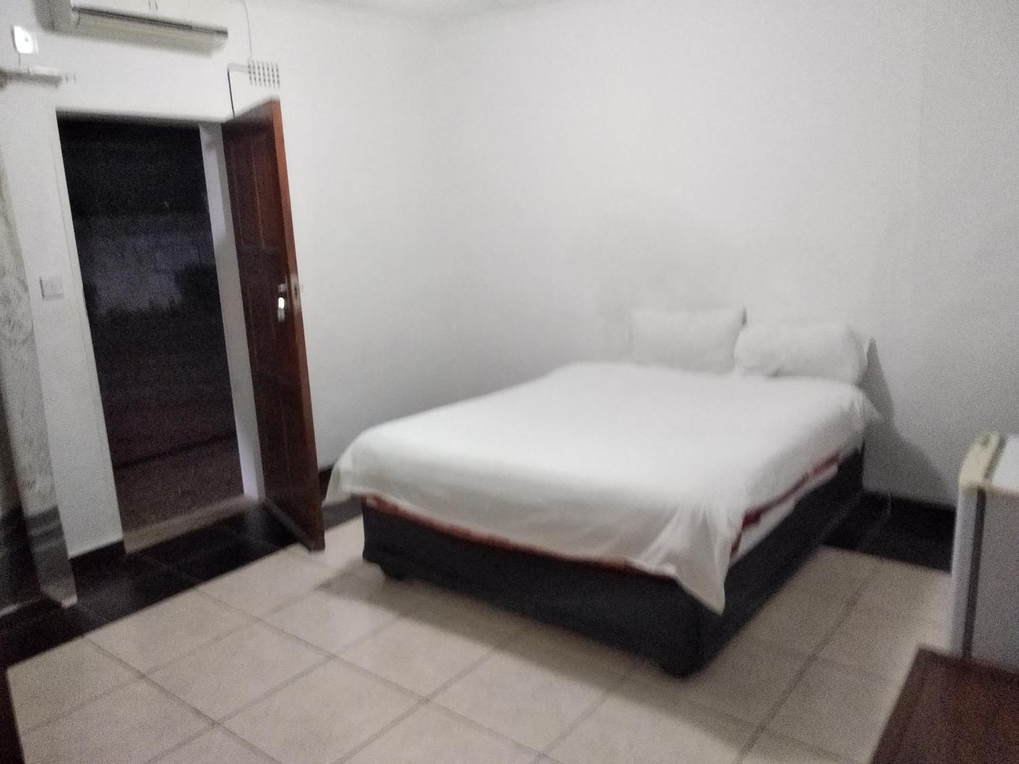 Brackendene Lodge Gaborone Eksteriør billede